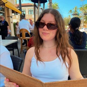 Meet your Posher, Ellie